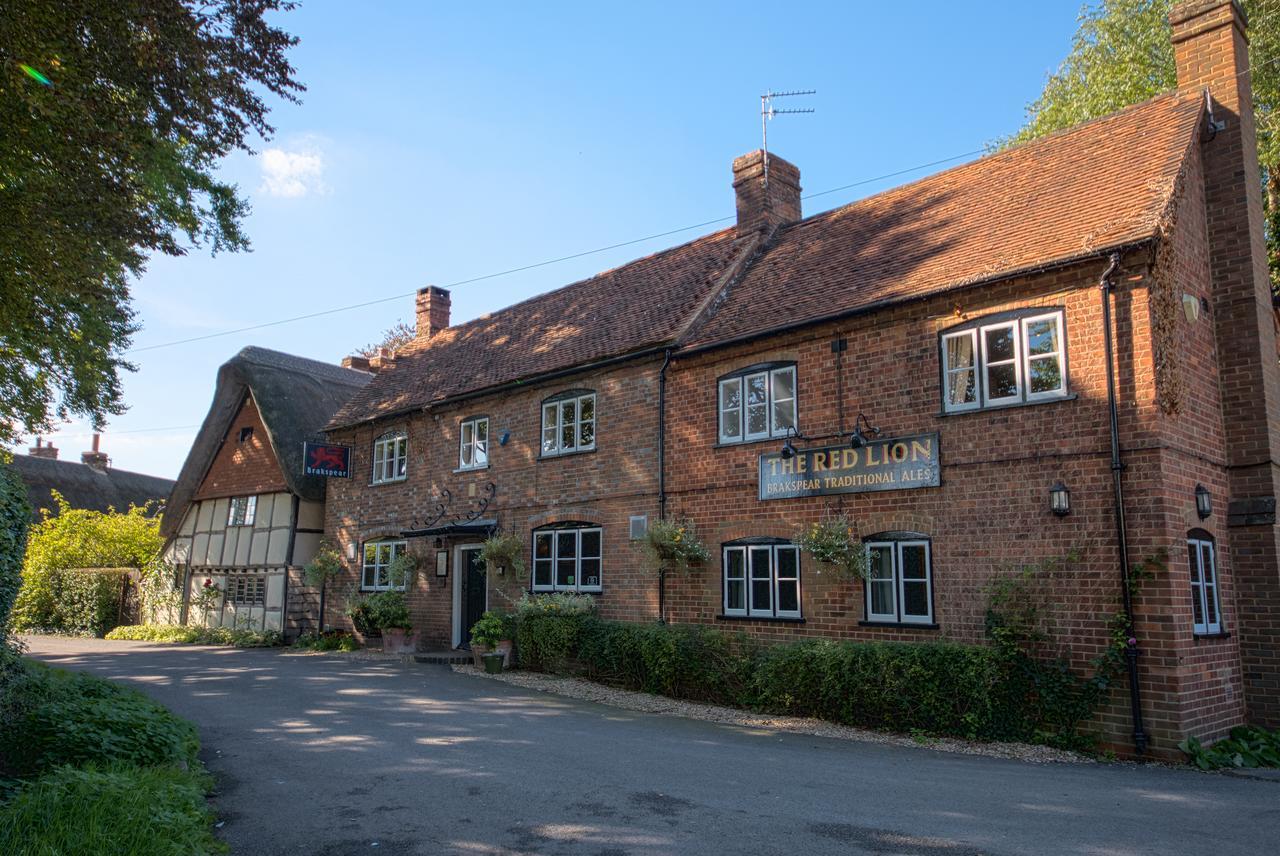 The Red Lion Pub & Kitchen Bed & Breakfast Didcot Exterior photo